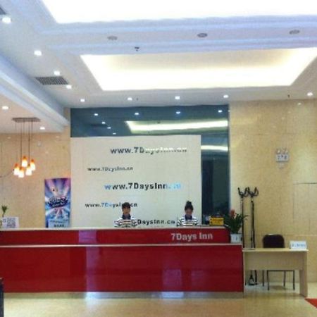 7 Days Inn Chengdu East Railway Station West Squar Luaran gambar