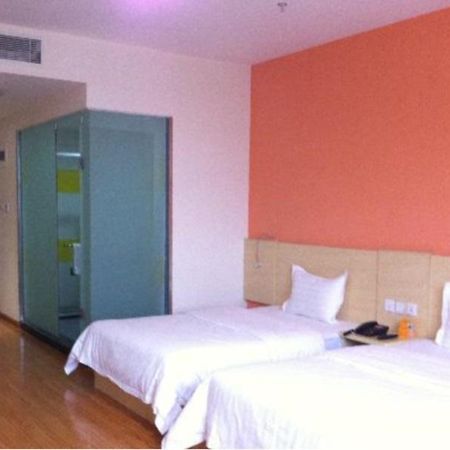 7 Days Inn Chengdu East Railway Station West Squar Luaran gambar