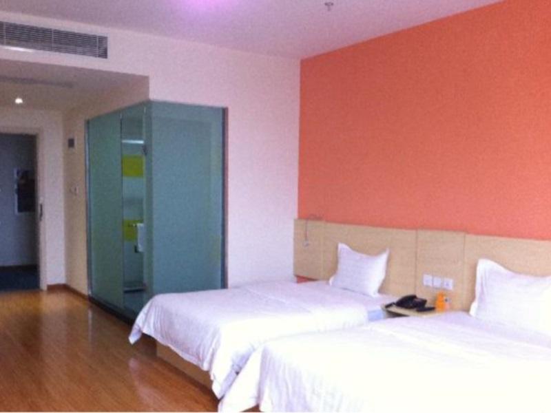 7 Days Inn Chengdu East Railway Station West Squar Luaran gambar